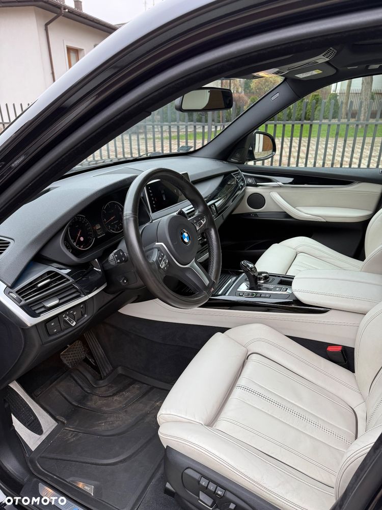 BMW X5 M M50d - 11