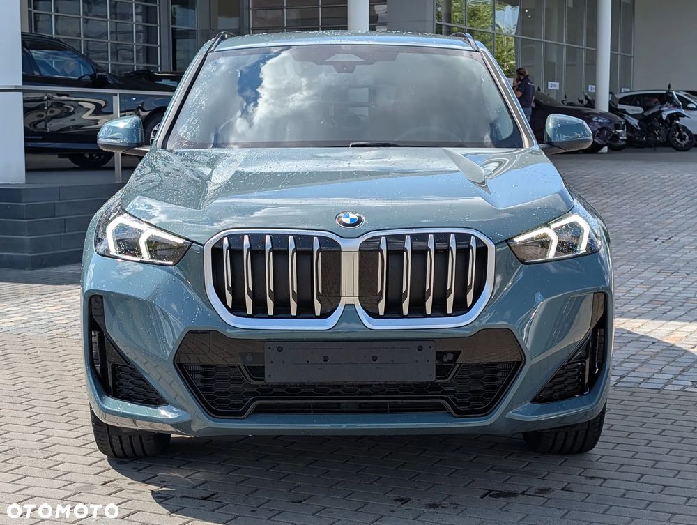 BMW X1 sDrive20i mHEV - 10