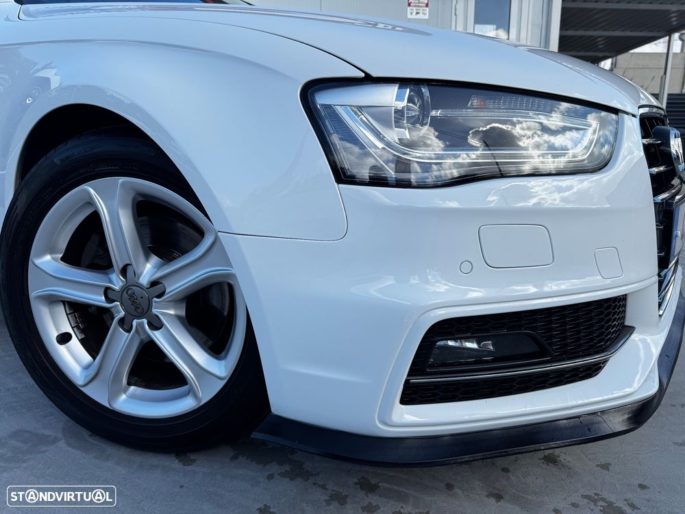 Audi A4 Avant 2.0 TDI Business Line S-line - 14