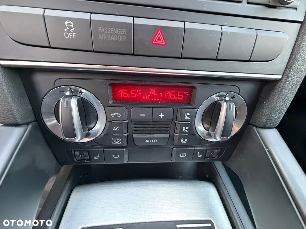 Audi A3 Sportback 2.0 TDI DPF (DSG) S tronic S line Sportpaket plus - 20
