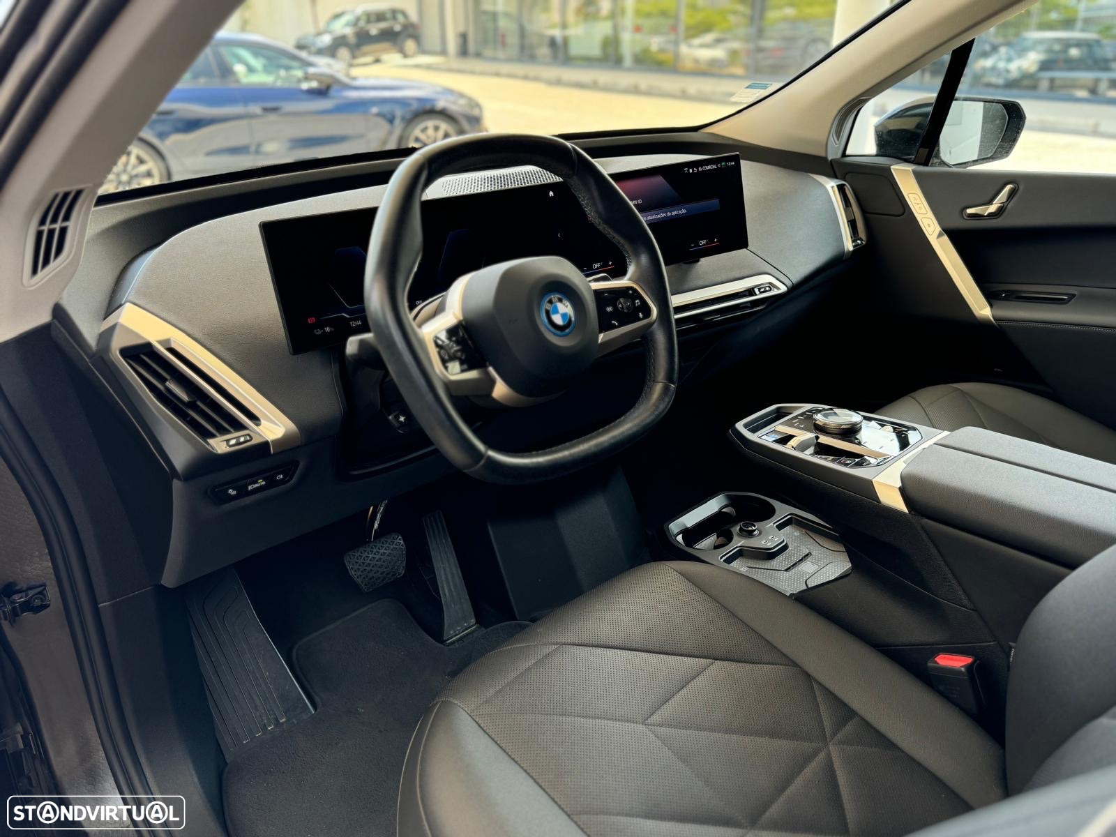 BMW iX xDrive 40 Pack Desportivo - 5