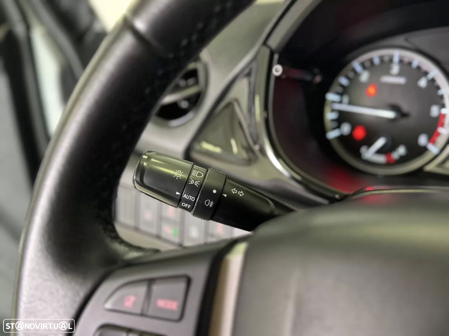 Suzuki Vitara 1.6 DDiS GLX - 28