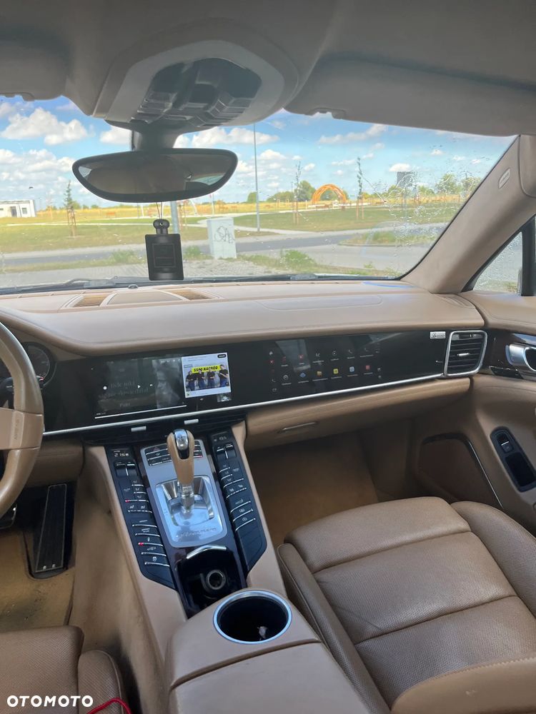 Porsche Panamera S PDK - 8