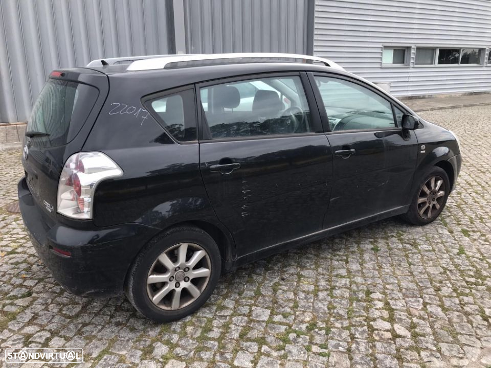 Toyota Corolla Verso 1.8 VVT-i 2005   - Para Peças - 9