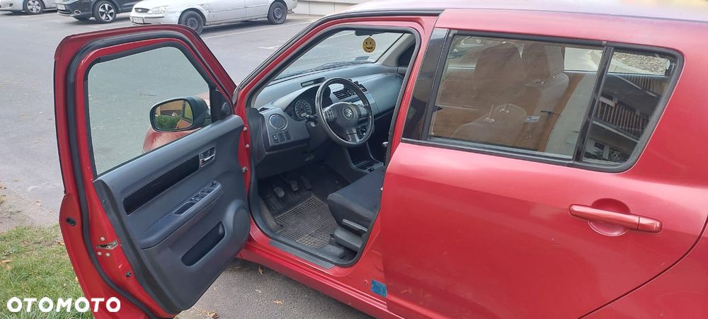 Suzuki Swift - 28