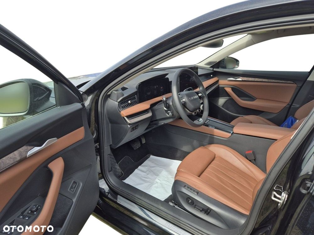 Skoda Superb 2.0 TDI SCR 4x4 L&K DSG - 8