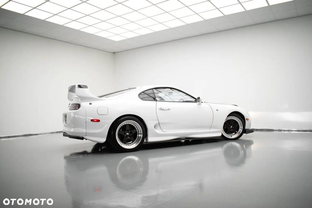 Toyota Supra - 6