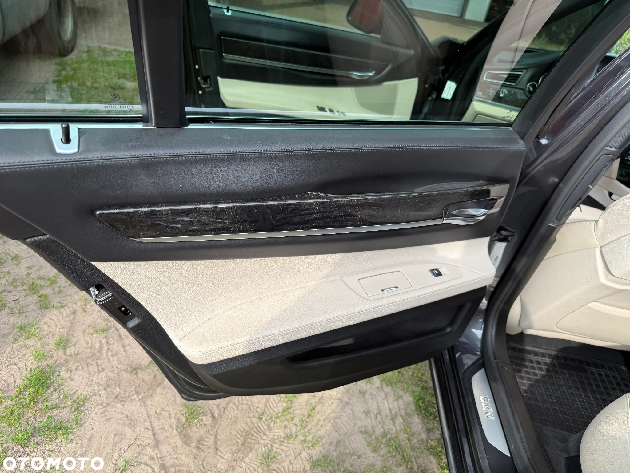BMW Seria 7 740d xDrive - 16