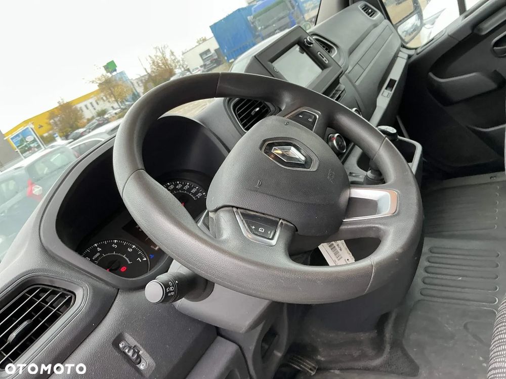 Renault Master - 11