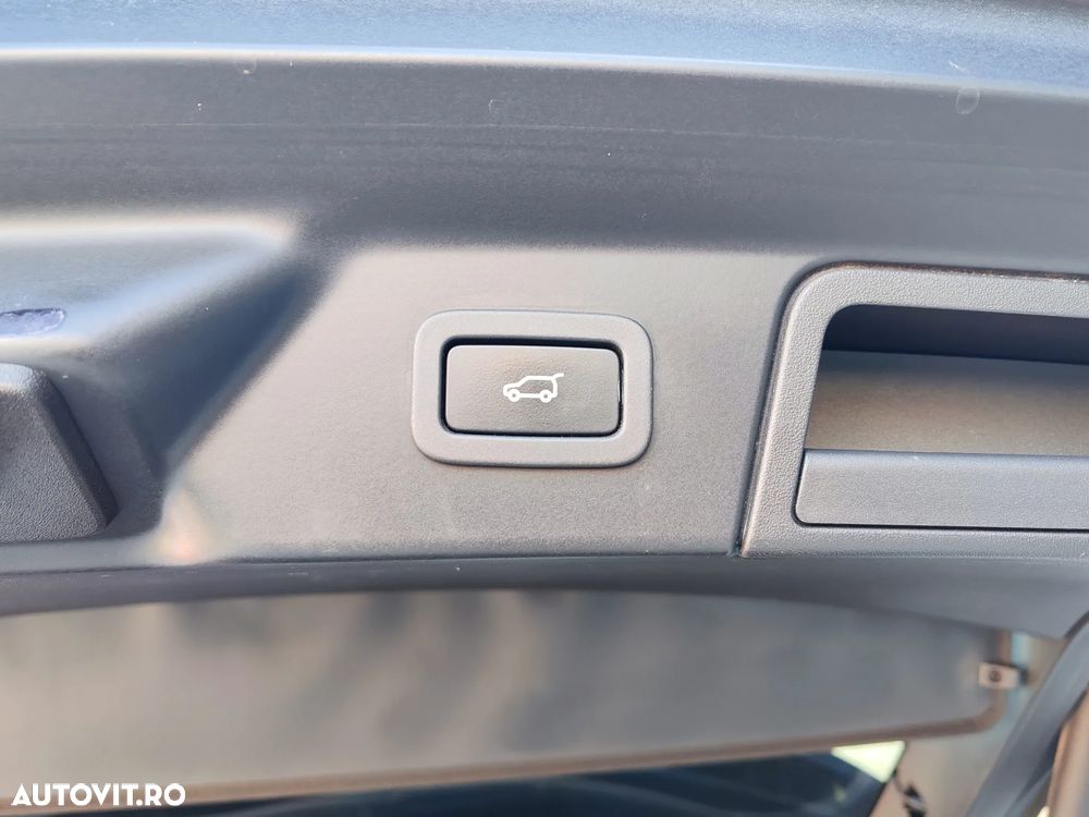 Land Rover Range Rover Velar 3.0 SE - 20