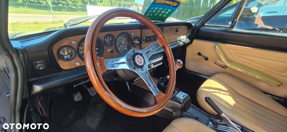 Fiat 124 Spider - 15