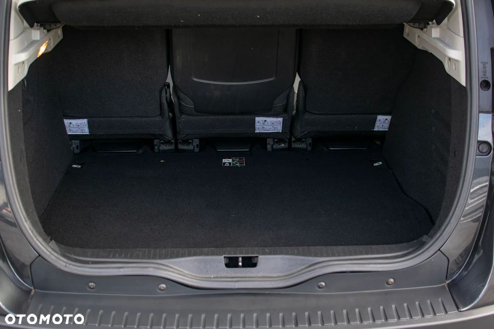 Renault Scenic - 31