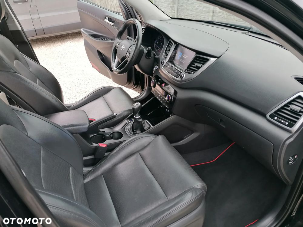 Hyundai Tucson 2.0 CRDI 4WD Premium - 11