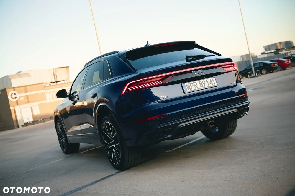 Audi Q8 SUV TFSI quattro 250 kW tiptronic S line business - 6
