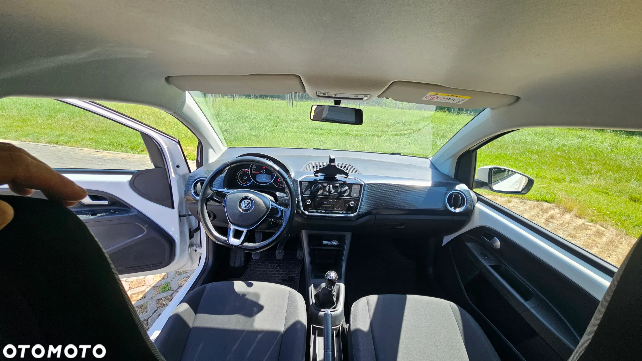 Volkswagen up! 1.0 move - 8