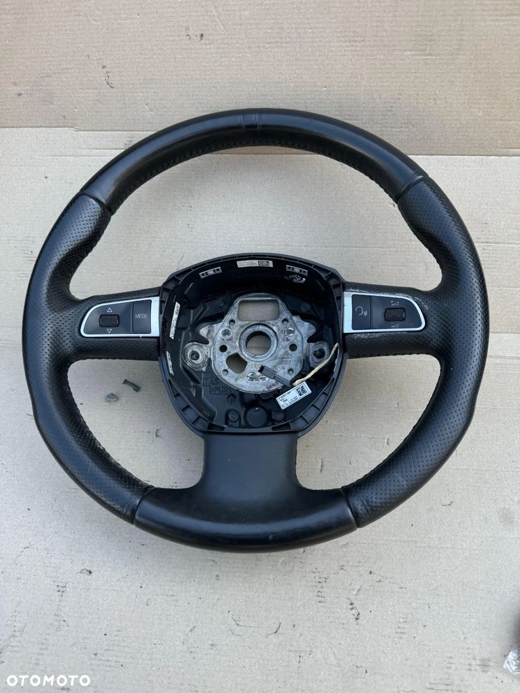 Kierownica AUDI A4 B8 multifunkcja skóra - 1