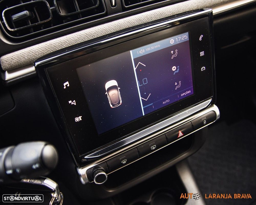 Citroën C3 1.2 PureTech Shine - 24