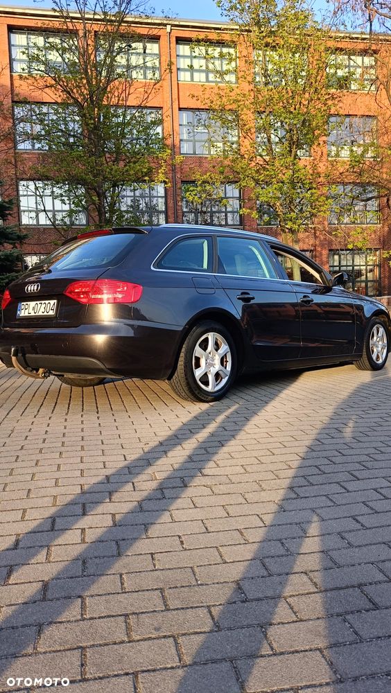 Audi A4 Avant - 14