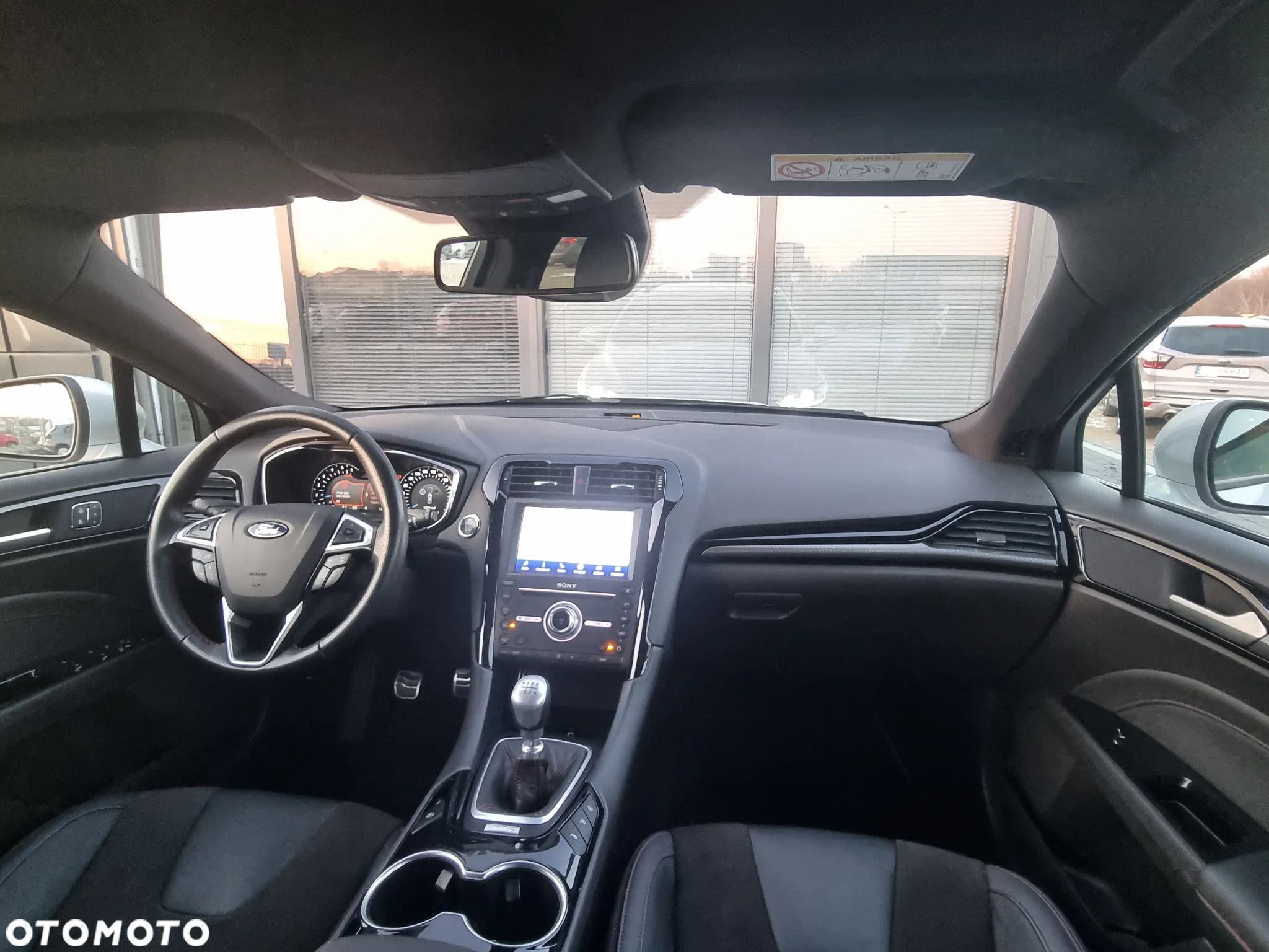 Ford Mondeo 2.0 EcoBlue Titanium - 33