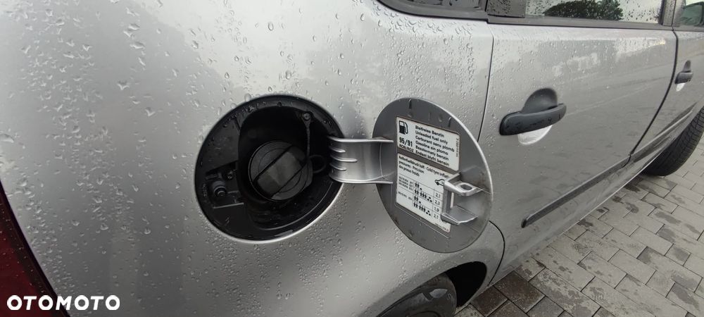 Volkswagen Polo 1.2 Tour Edition - 34