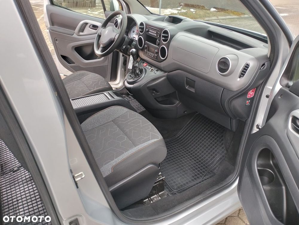Peugeot Partner - 8