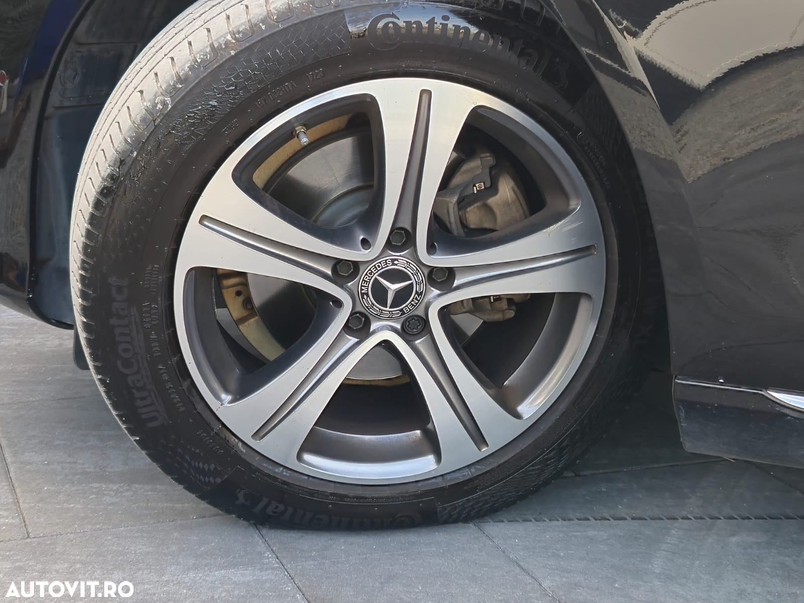 Mercedes-Benz E 220 d 9G-TRONIC Exclusive - 38