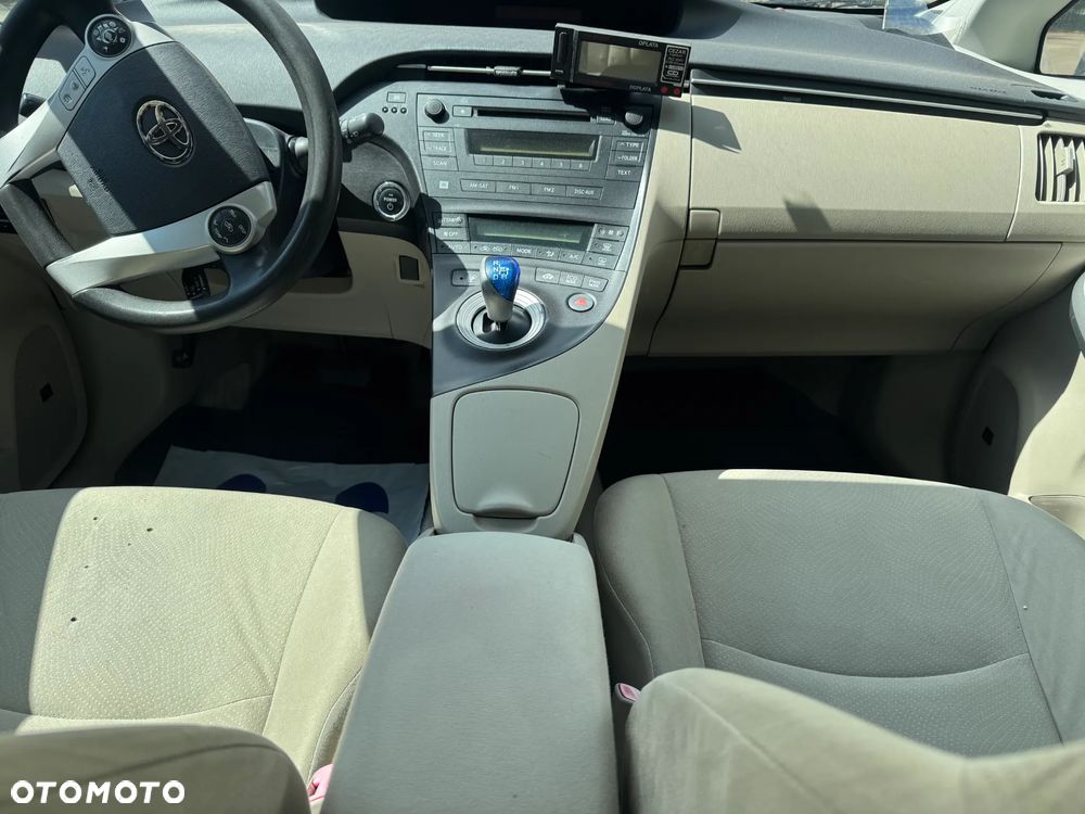 Toyota Prius - 7
