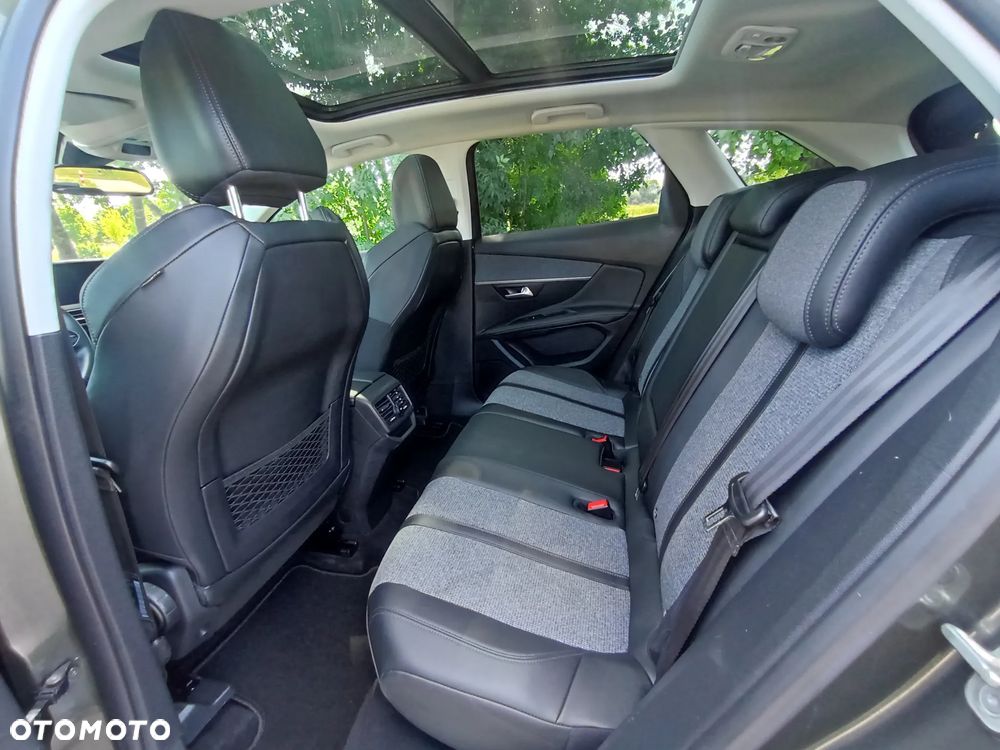 Peugeot 3008 - 24