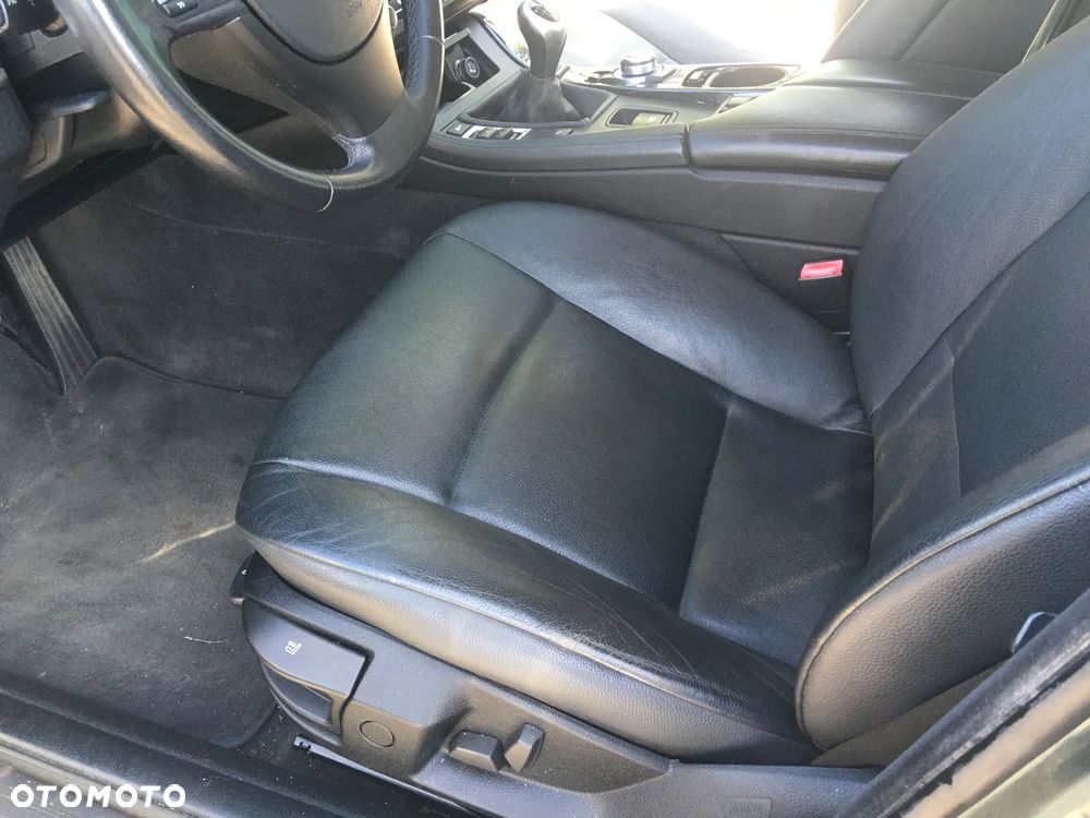 BMW Seria 5 520d - 11