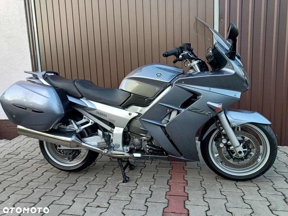 Yamaha FJR - 4