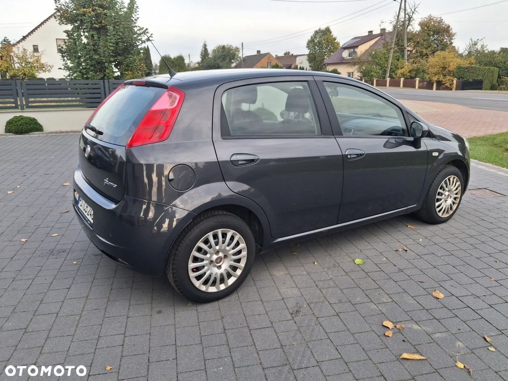 Fiat Grande Punto - 26