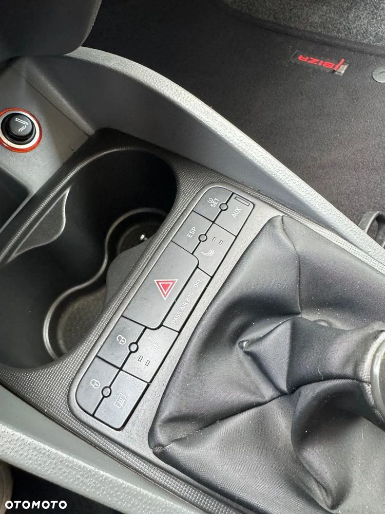 Seat Ibiza SC 1.4 16V Style - 14