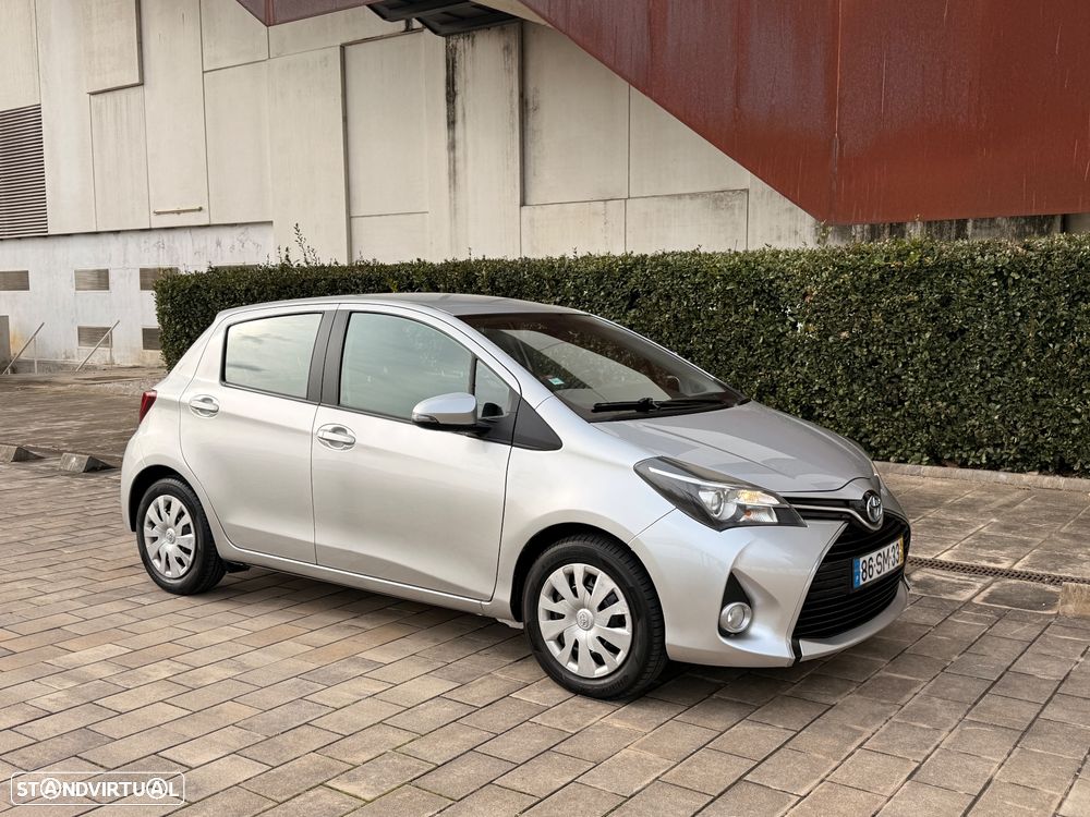 Toyota Yaris 1.5 HSD Active - 2