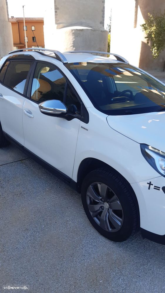 Peugeot 2008 1.2 PureTech Style - 2