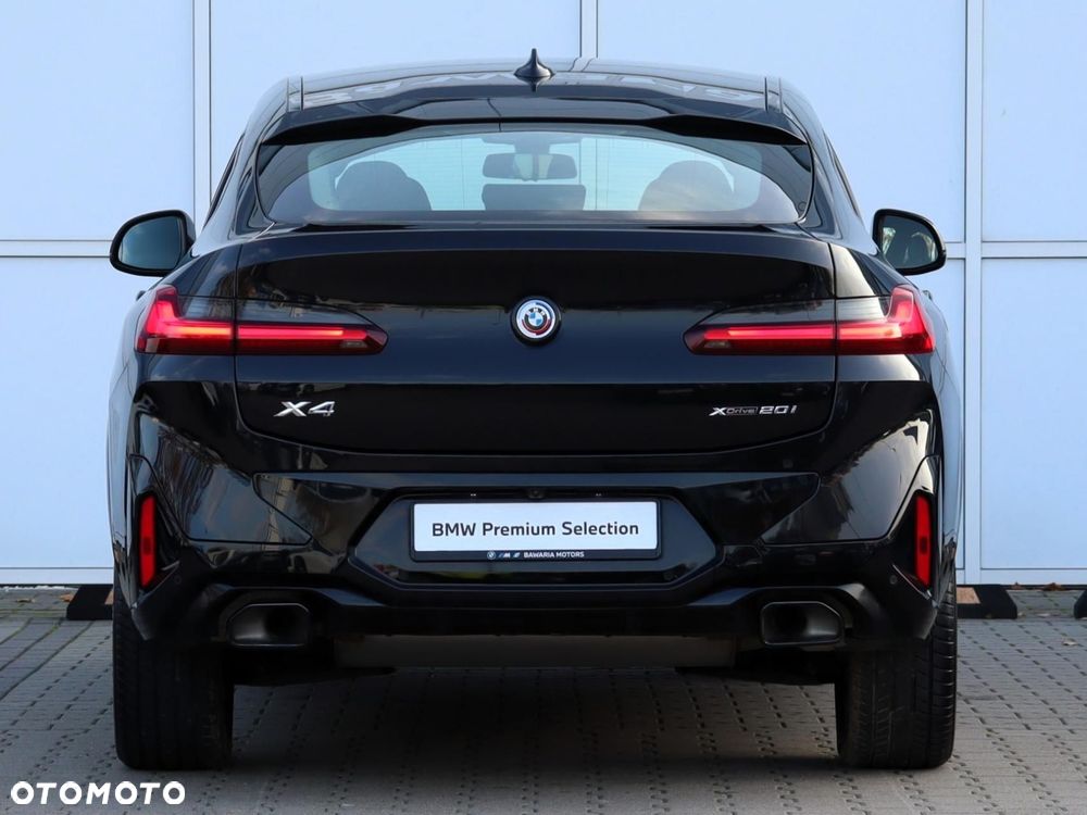 BMW X4 - 11