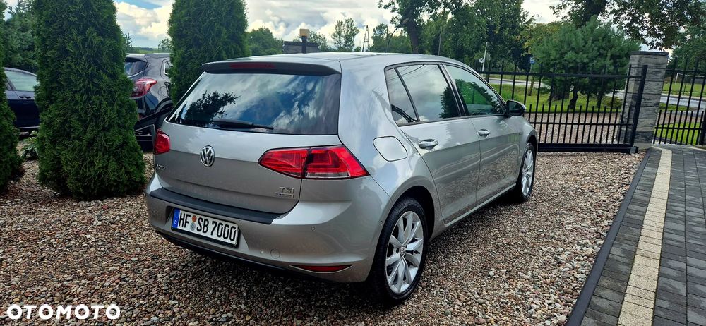 Volkswagen Golf - 20