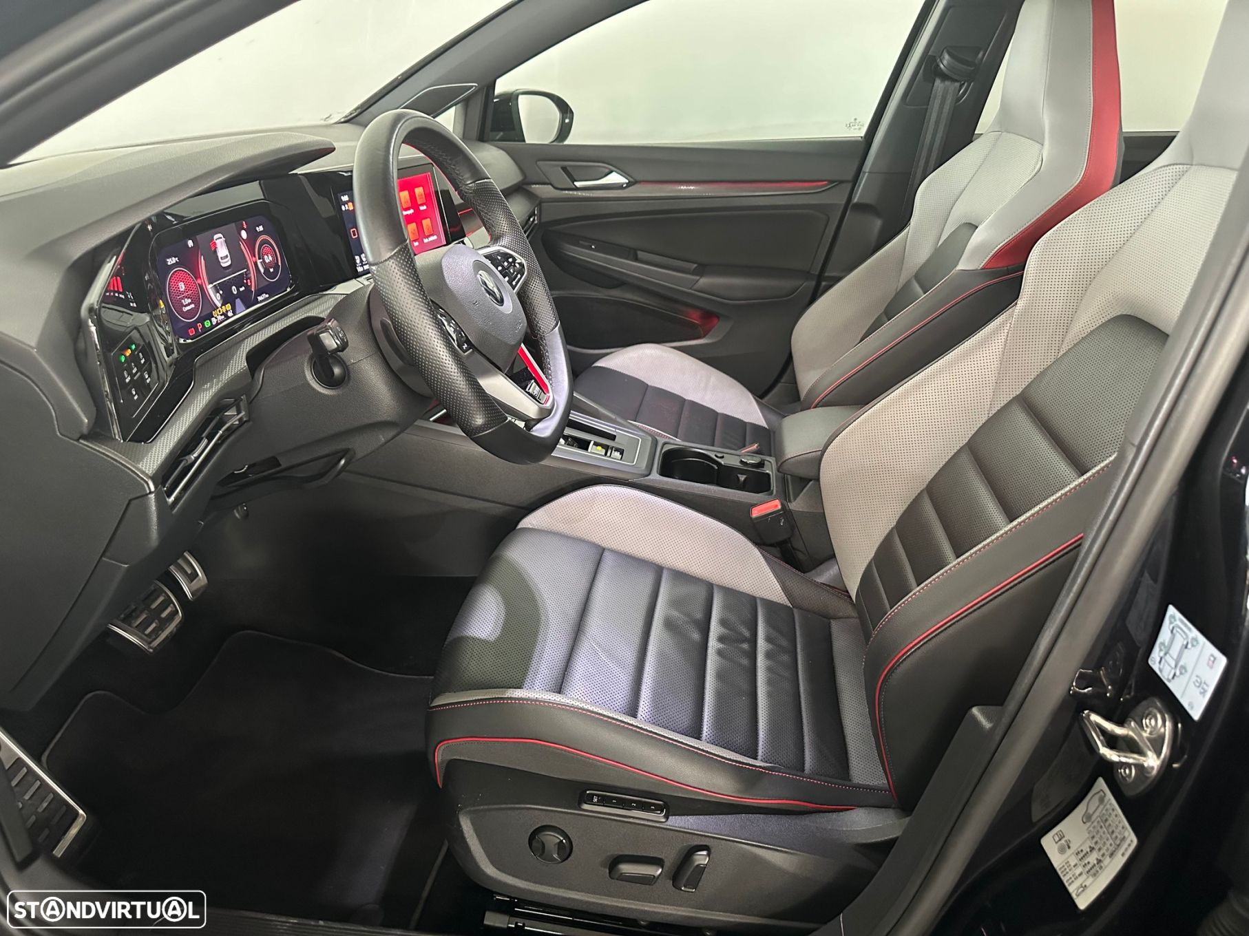 VW Golf 2.0 TSI GTI DSG - 14