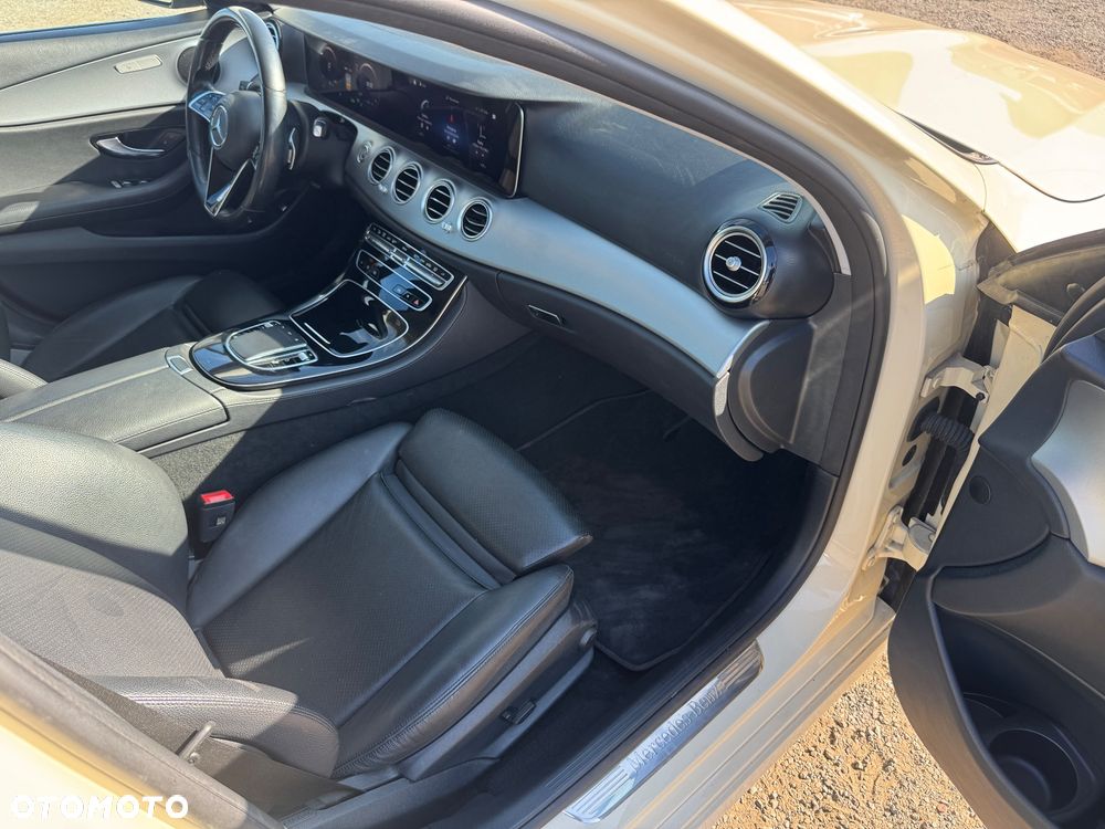 Mercedes-Benz Klasa E 220 d Avantgarde - 26