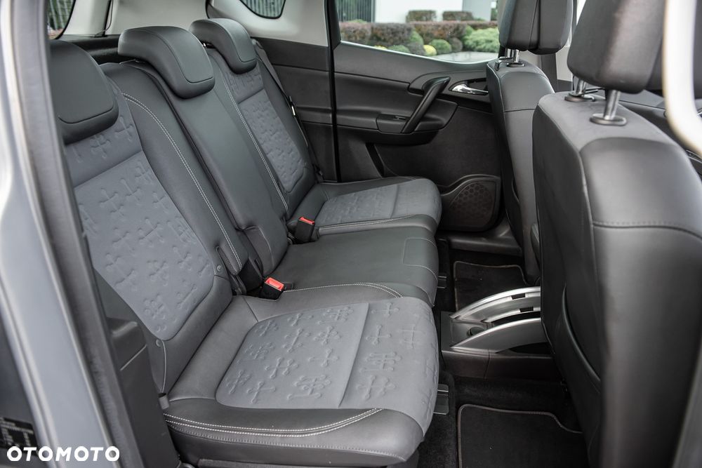 Opel Meriva - 28