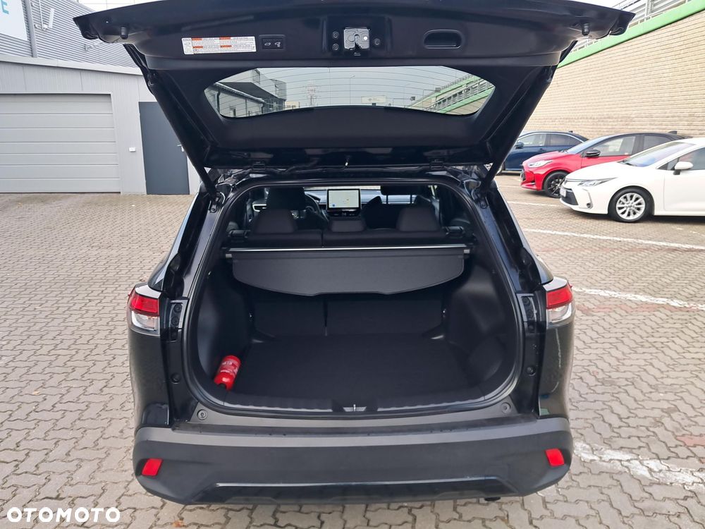 Toyota Corolla Cross - 12