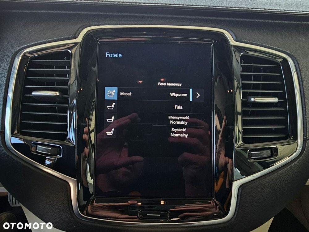 Volvo XC 90 - 35