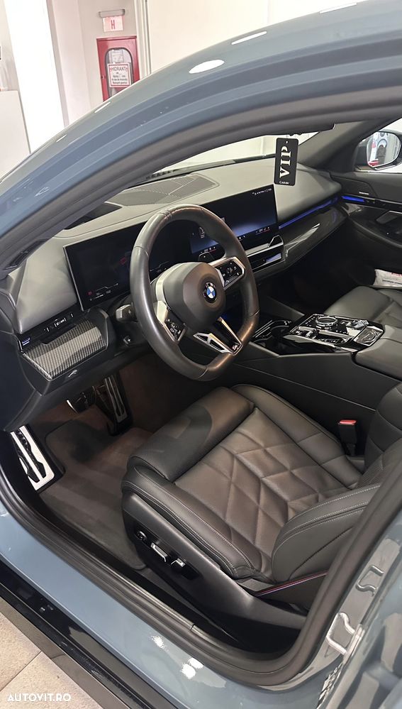 BMW Seria 5 520i AT MHEV - 9