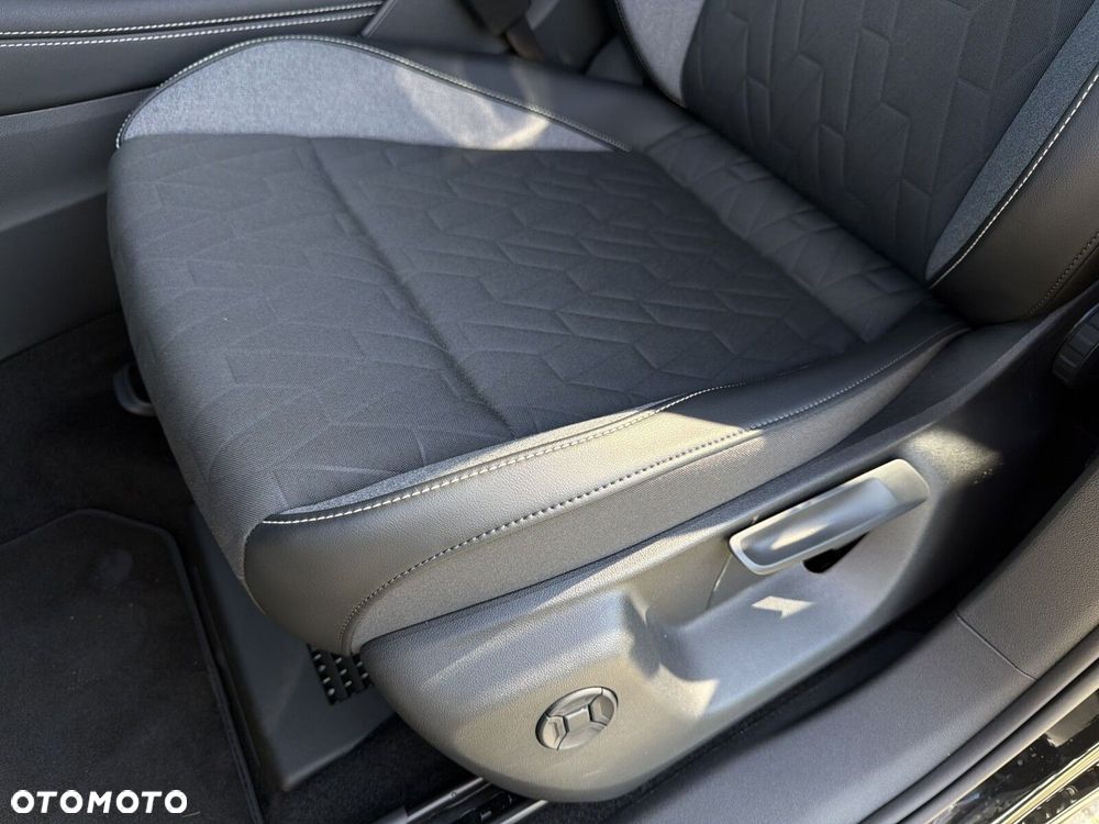 Volkswagen Tiguan - 14