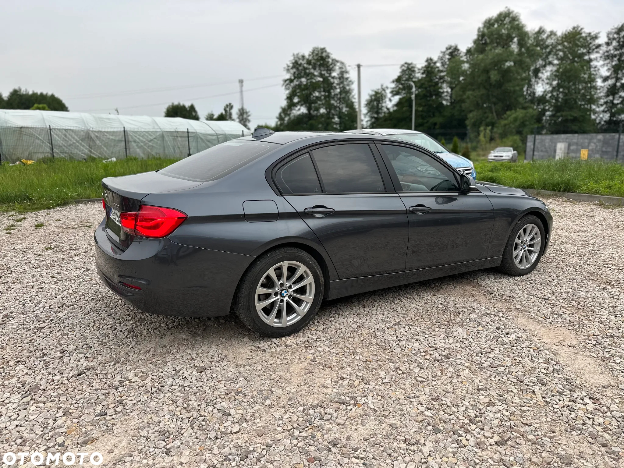 BMW Seria 3 320i - 14