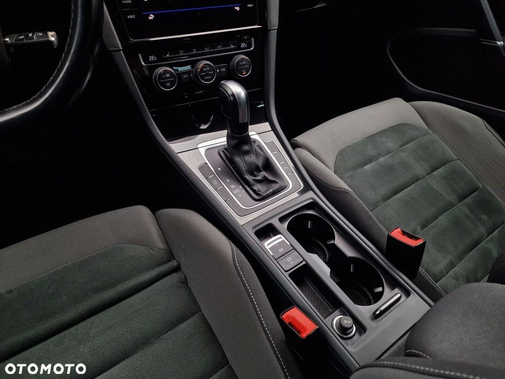 Volkswagen Golf Variant 1.5 TSI BMT Evo Highline DSG - 21