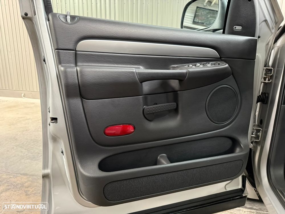 Dodge RAM - 33