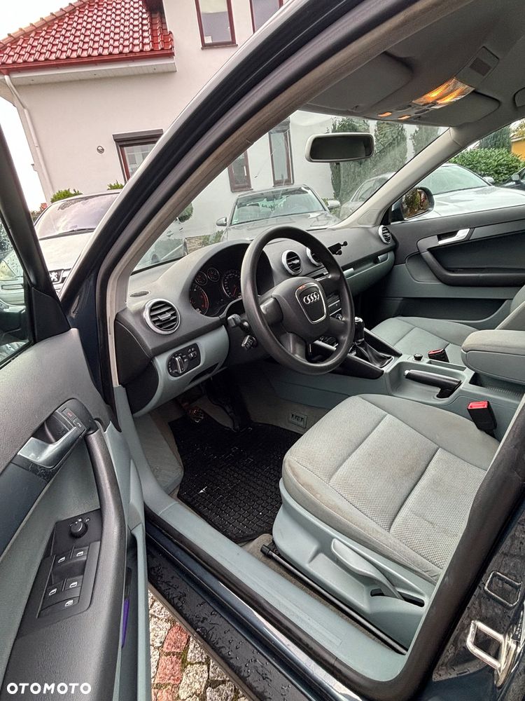 Audi A3 1.9 TDI Ambiente - 11