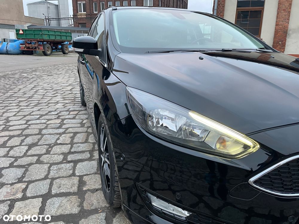 Ford Focus 1.5 EcoBoost STart-Stopp-System ST-Line - 21