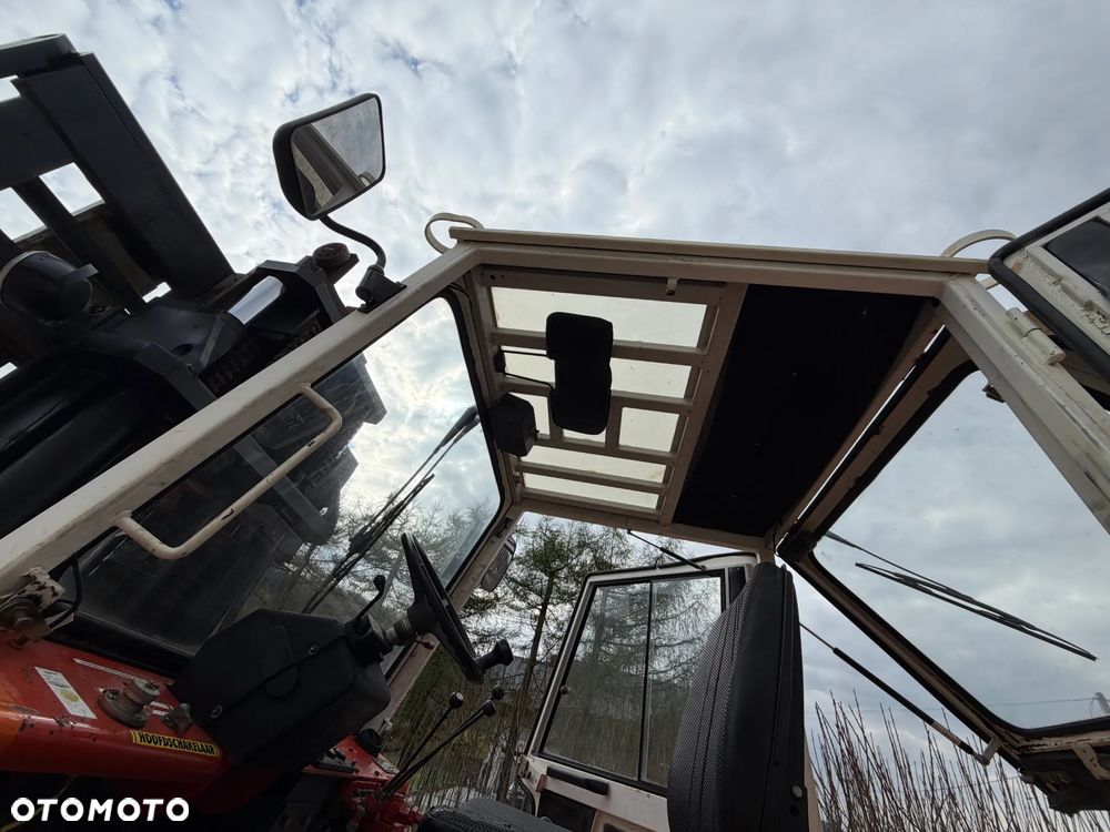 O&K V80 Wózek Widłowy Niemiecki Producent O&K. Silnik DEUTZ 90 km. Udźwig 8 ton. Gabarytowo mała maszyna z Wielkim udźwigiem. Podwójne Koła. Regulacja wideł i Karetki Hydrauliczna. Maszt TRIPLEX. niski przebieg 5790h. Maszyna Pochodzi z Norweskiej Komuny! Nie posiada luzów i wycieków Jazda Hydrostatic. Stan Perfekcyjny! DIESEL. Opony Nowe. Okazja - 30