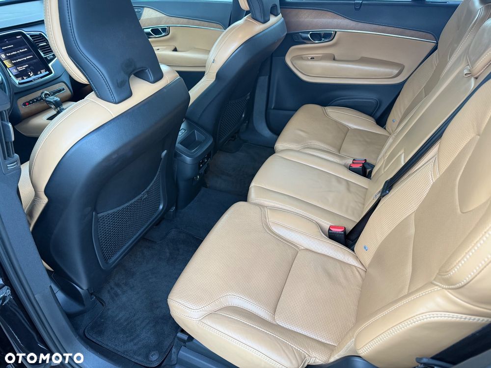 Volvo XC 90 D5 AWD Inscription 7os - 27